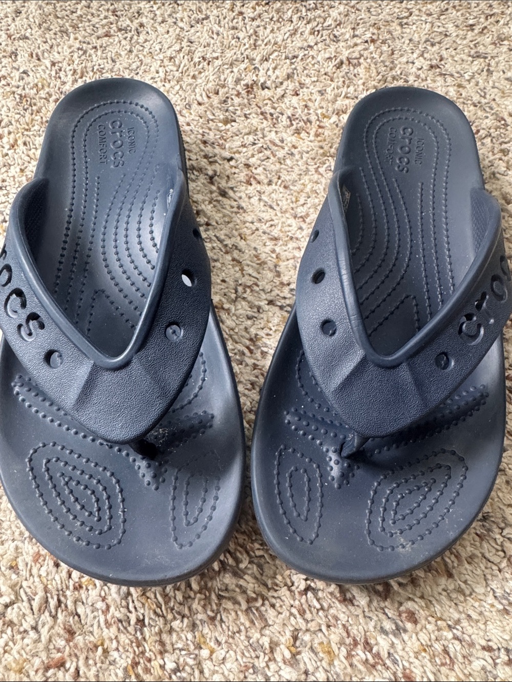 Crocs flip flops - Picture 3 of 4